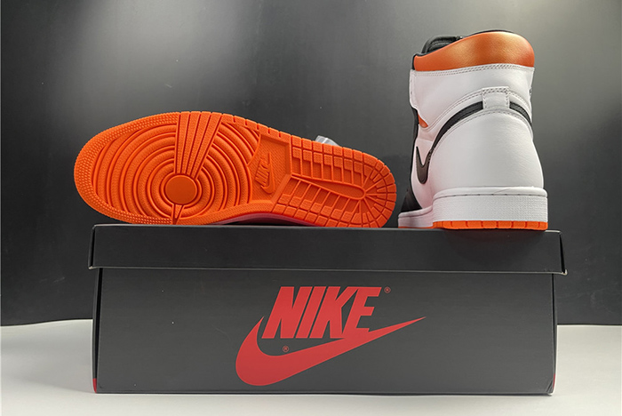 air jordan 1 retro high electro orange - 555088-180